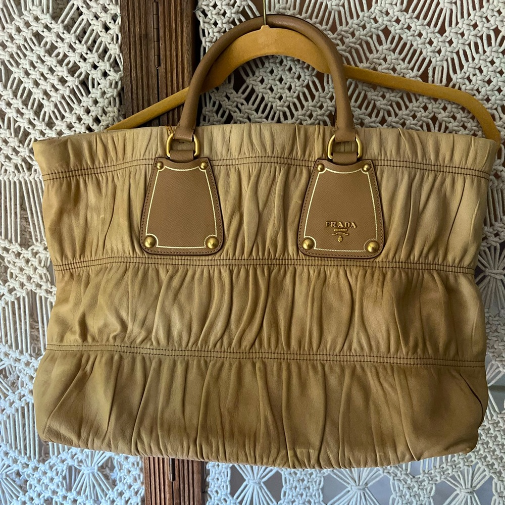 Prada NAPPA GAUFRE Gathered Quilted Ruffle Tote Bag